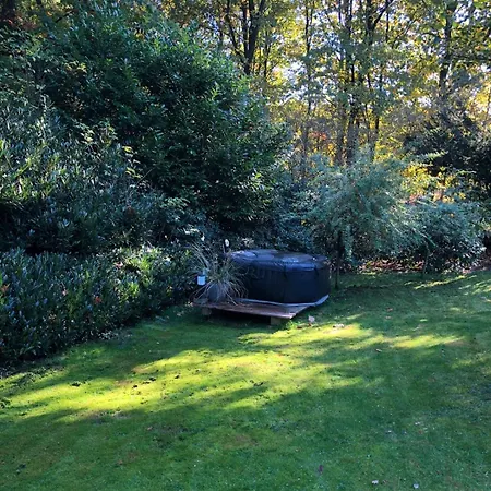 Baumbergidyll Apartman *